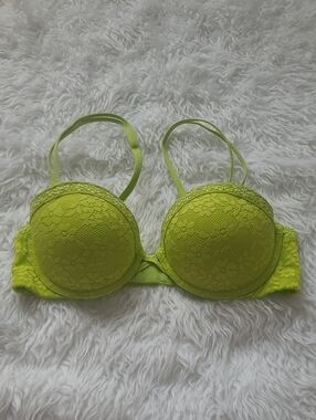 aerie Maddie Lime Green Lace Push-Up Lace Over Lay Removable Adjustable Stra 34B